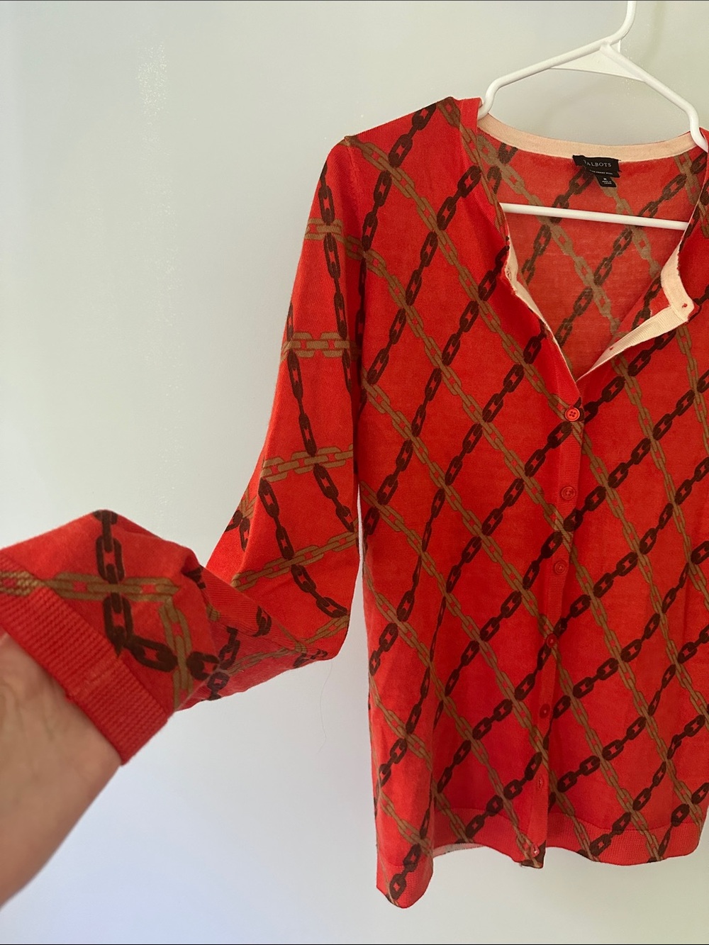 Chain-Print Red Button Front Cardigan - Picture 3 of 5